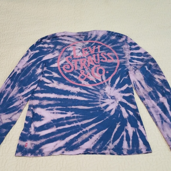 Levi's Tops - Bleach Dyed Levi's long sleeve T shirt Size S